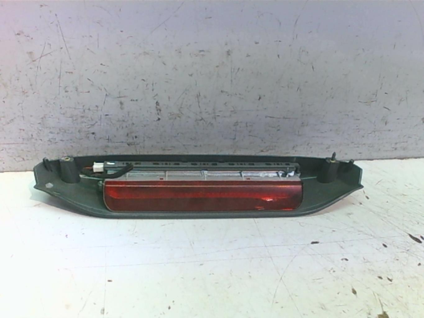 Feu arriere stop central FIAT PANDA 2 PHASE 1 Essence - 1