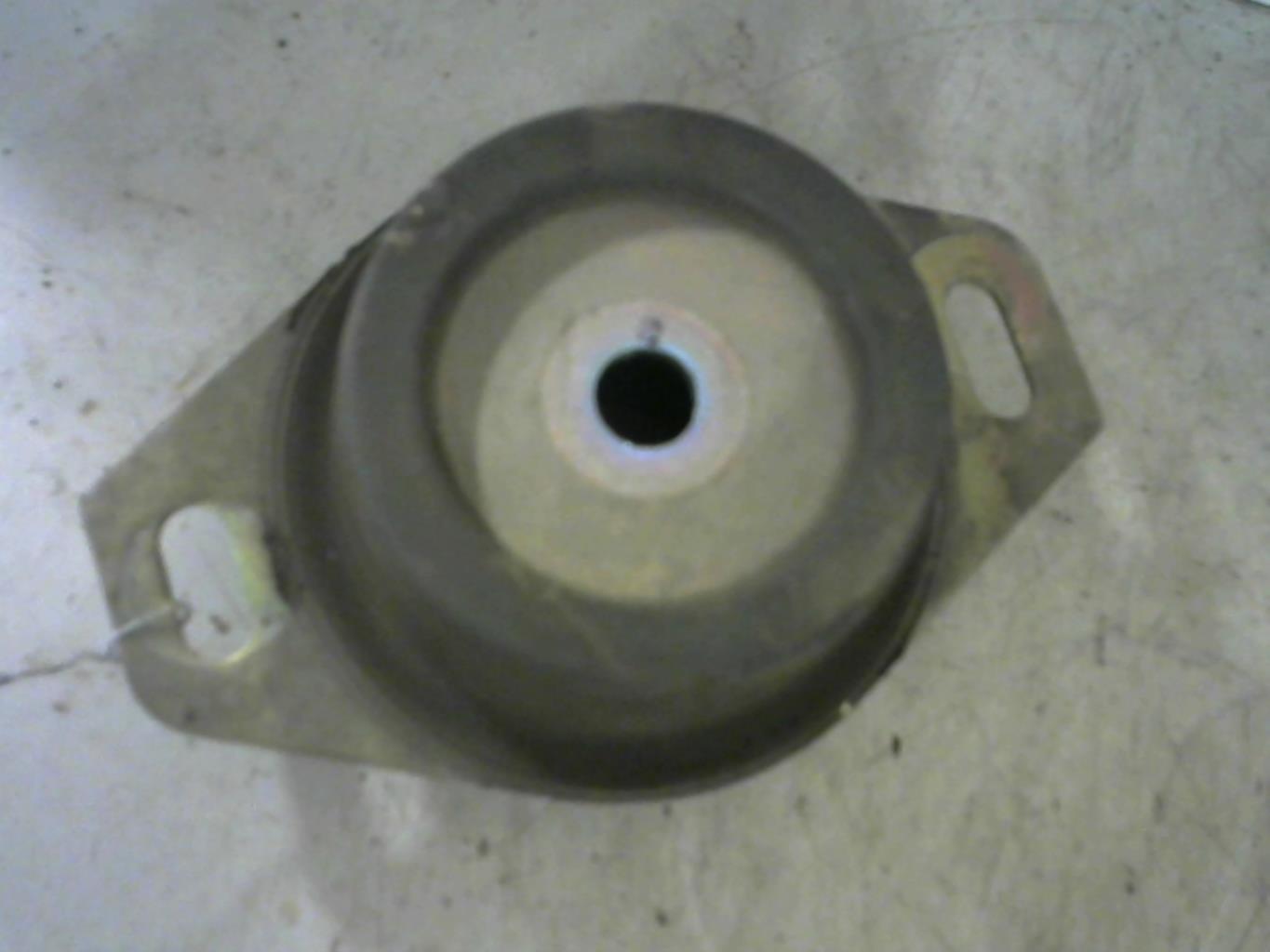 Support de boite PEUGEOT 307 PHASE 1 Diesel - 1