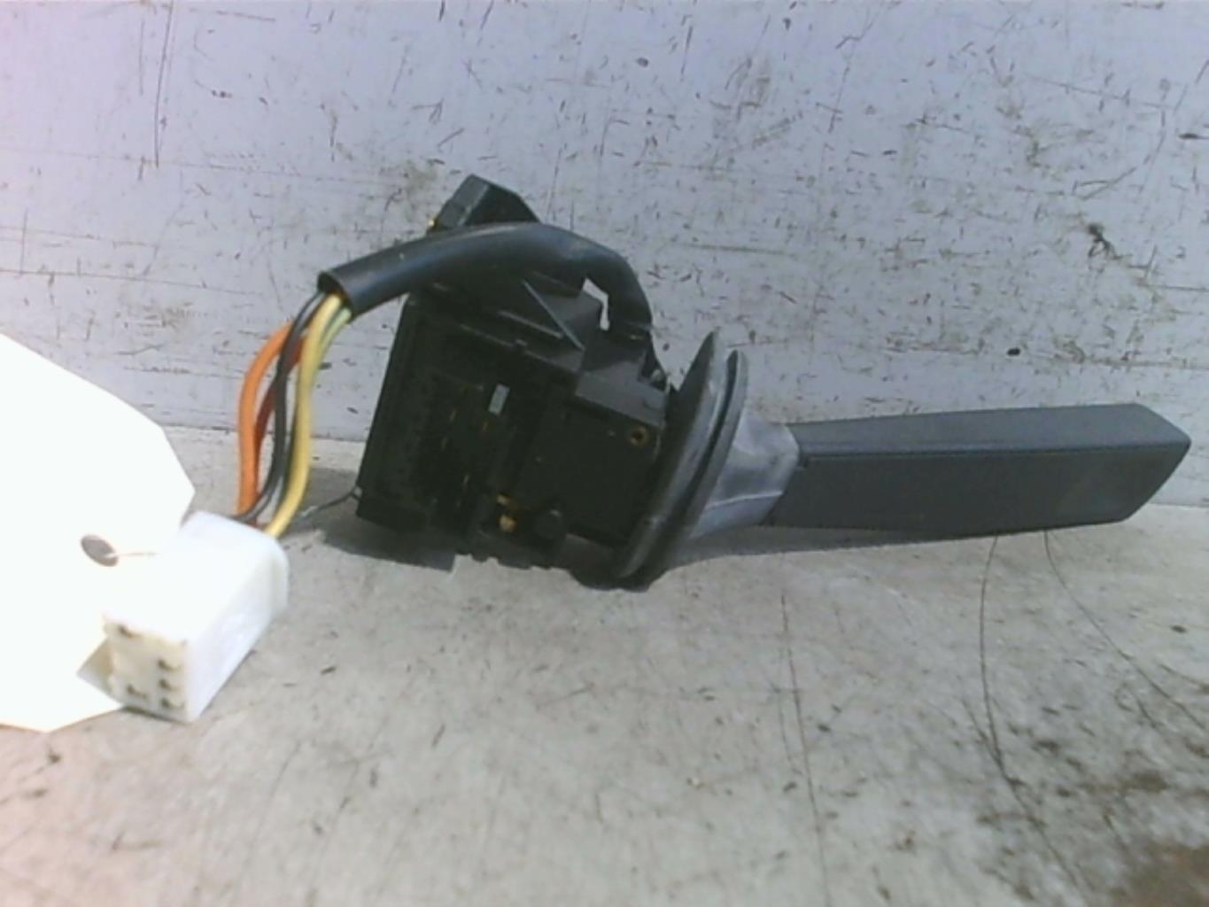 Commodo d'essuie glaces VOLVO V 70 1 PHASE 1 BREAK Diesel - 1