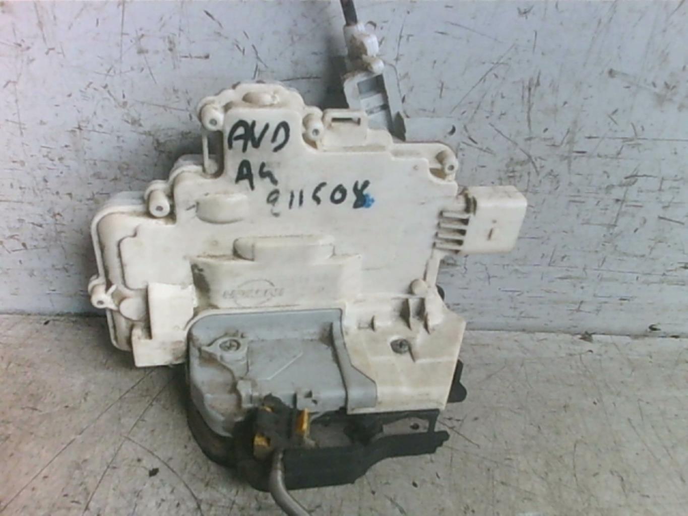 Serrure avant droit AUDI A4 2 AVANT PHASE 2 BREAK Diesel - 1