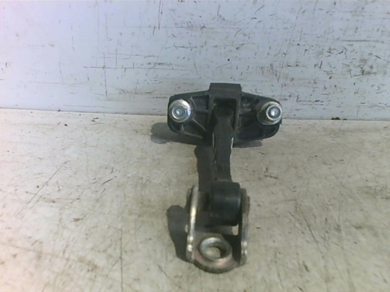 Arret de porte avant gauche ALFA ROMEO MITO PHASE 1 Diesel - 1