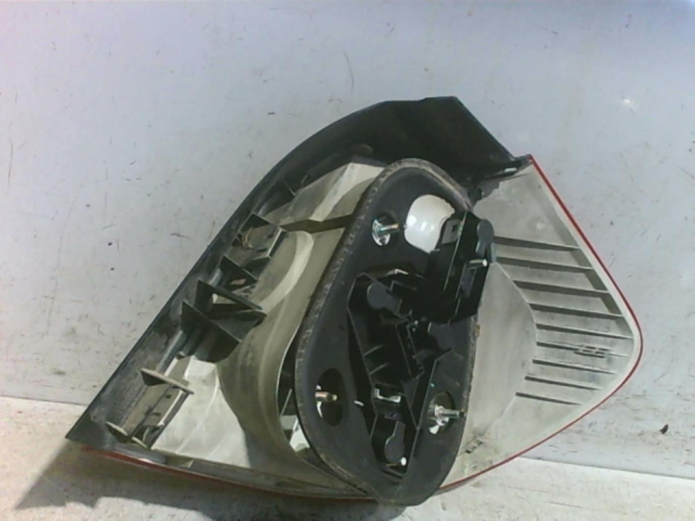 Feu arriere principal gauche (feux) BMW SERIE 1 E87 PHASE 1 Diesel - 1