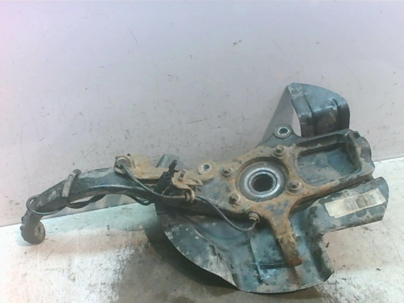 Fusee avant gauche ALFA ROMEO 159 BREAK Essence - 1