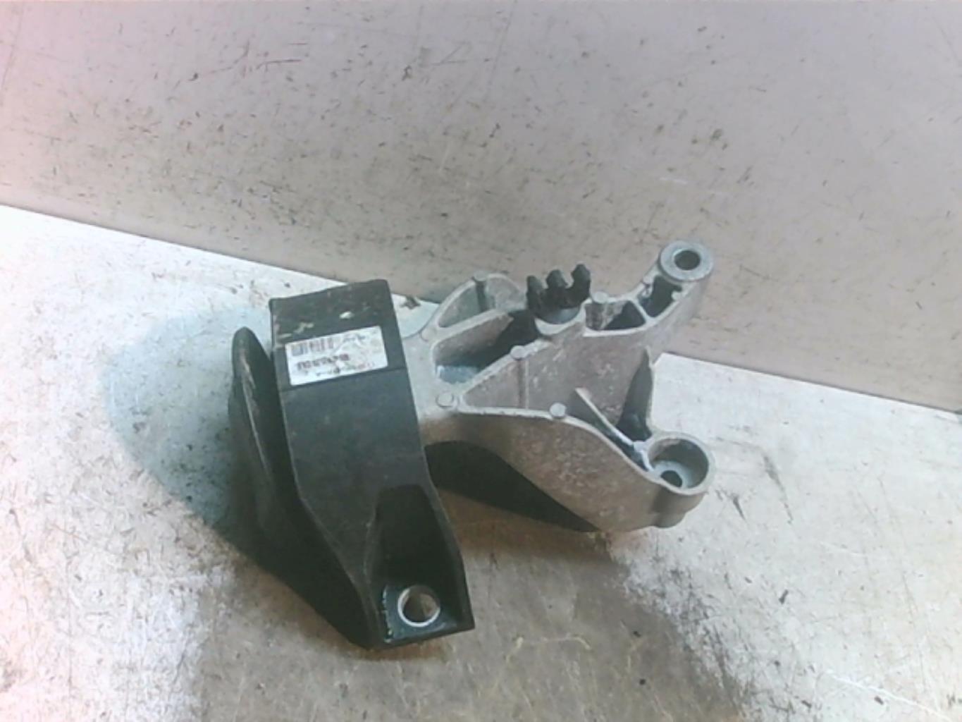 Support moteur droit DACIA SANDERO 2 PHASE 2 Essence - 1