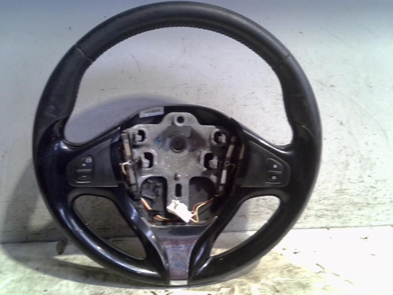 Volant RENAULT CLIO 4 PHASE 1 Diesel - 1