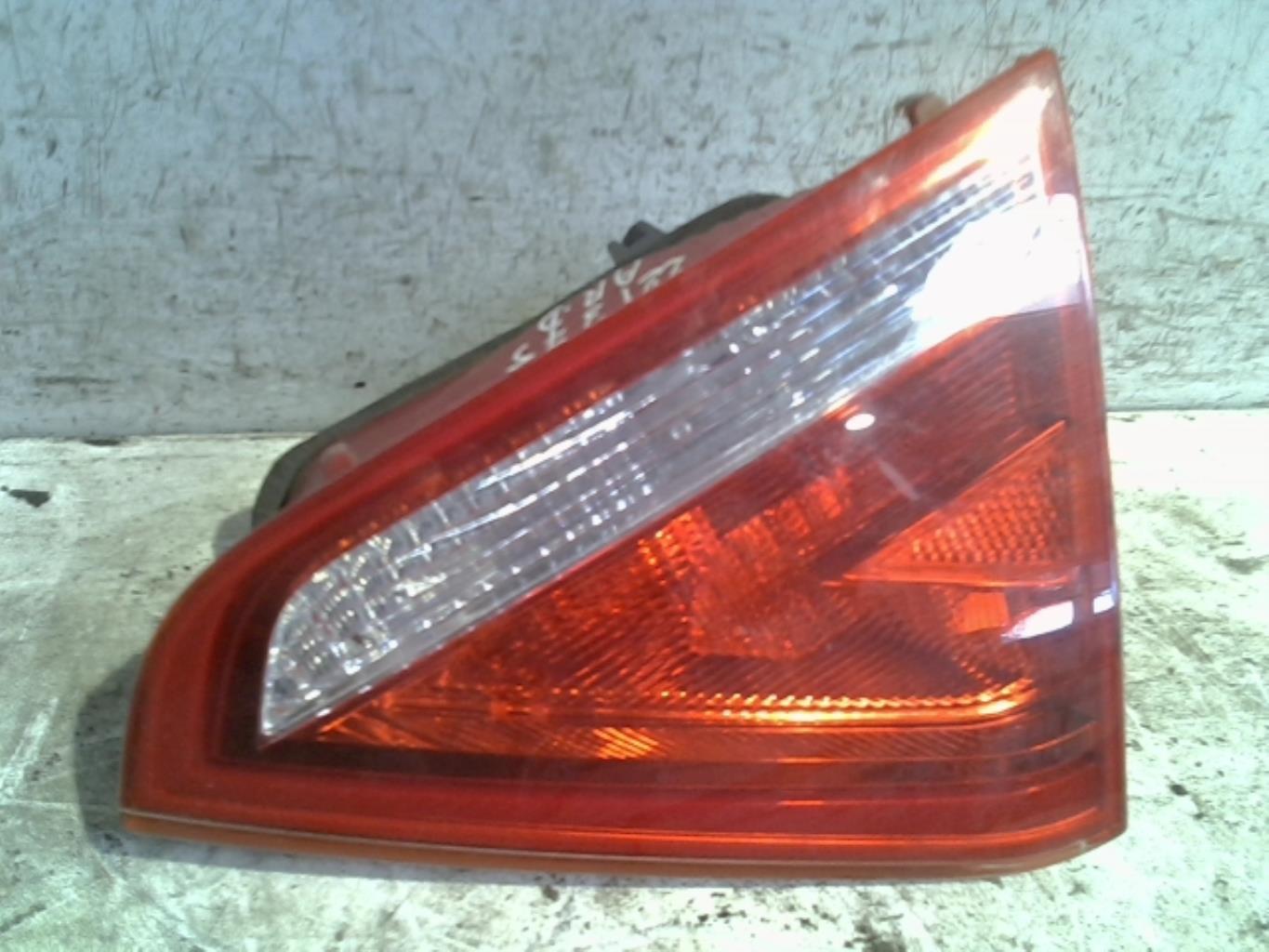 Feu arriere secondaire droit (feux) AUDI A5 1 COUPE PHASE 1 Diesel - 1