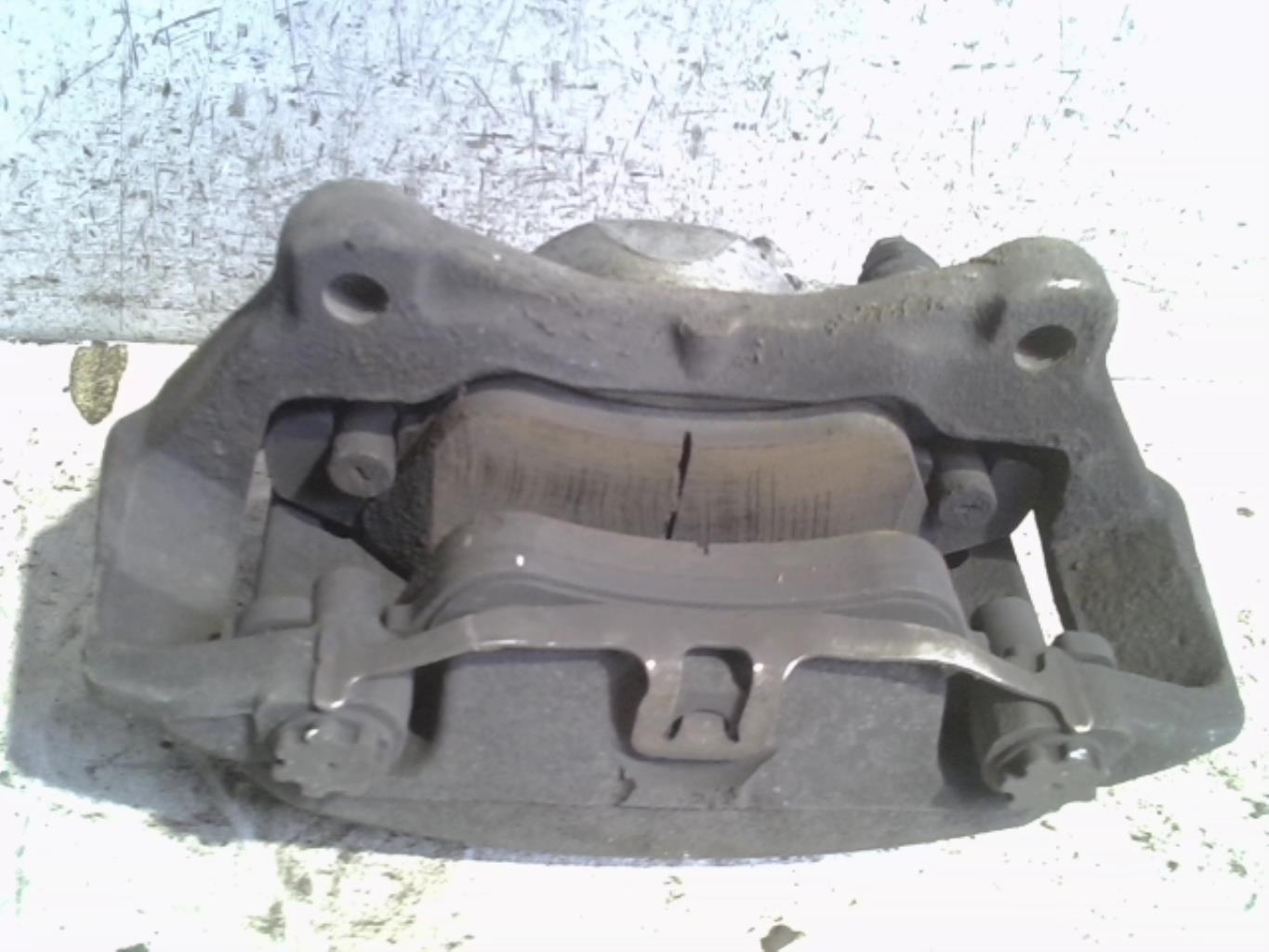 Etrier avant gauche (freinage) AUDI A5 1 COUPE PHASE 1 Diesel - 1