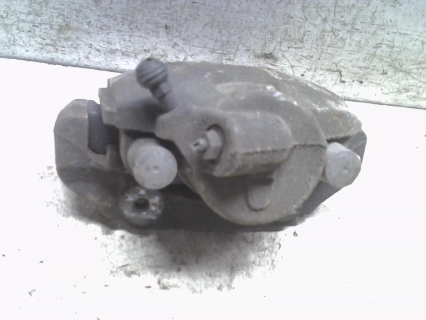 Etrier avant gauche (freinage) MAZDA 2 1 Diesel - 1