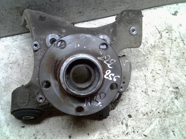 Fusee arriere droit AUDI A6 3 ALLROAD PHASE 1 BREAK Diesel - 1