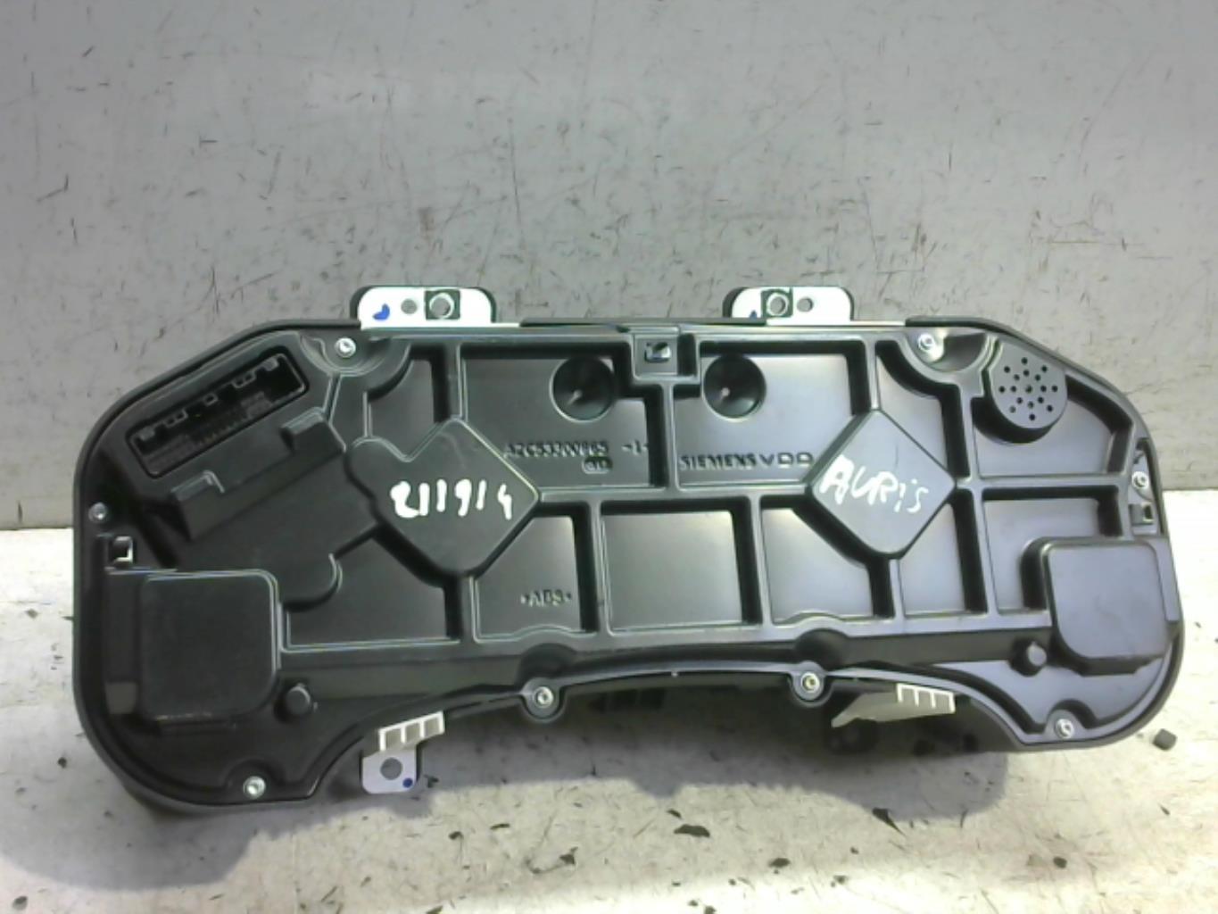 Compteur TOYOTA AURIS 1 PHASE 1 Essence - 1