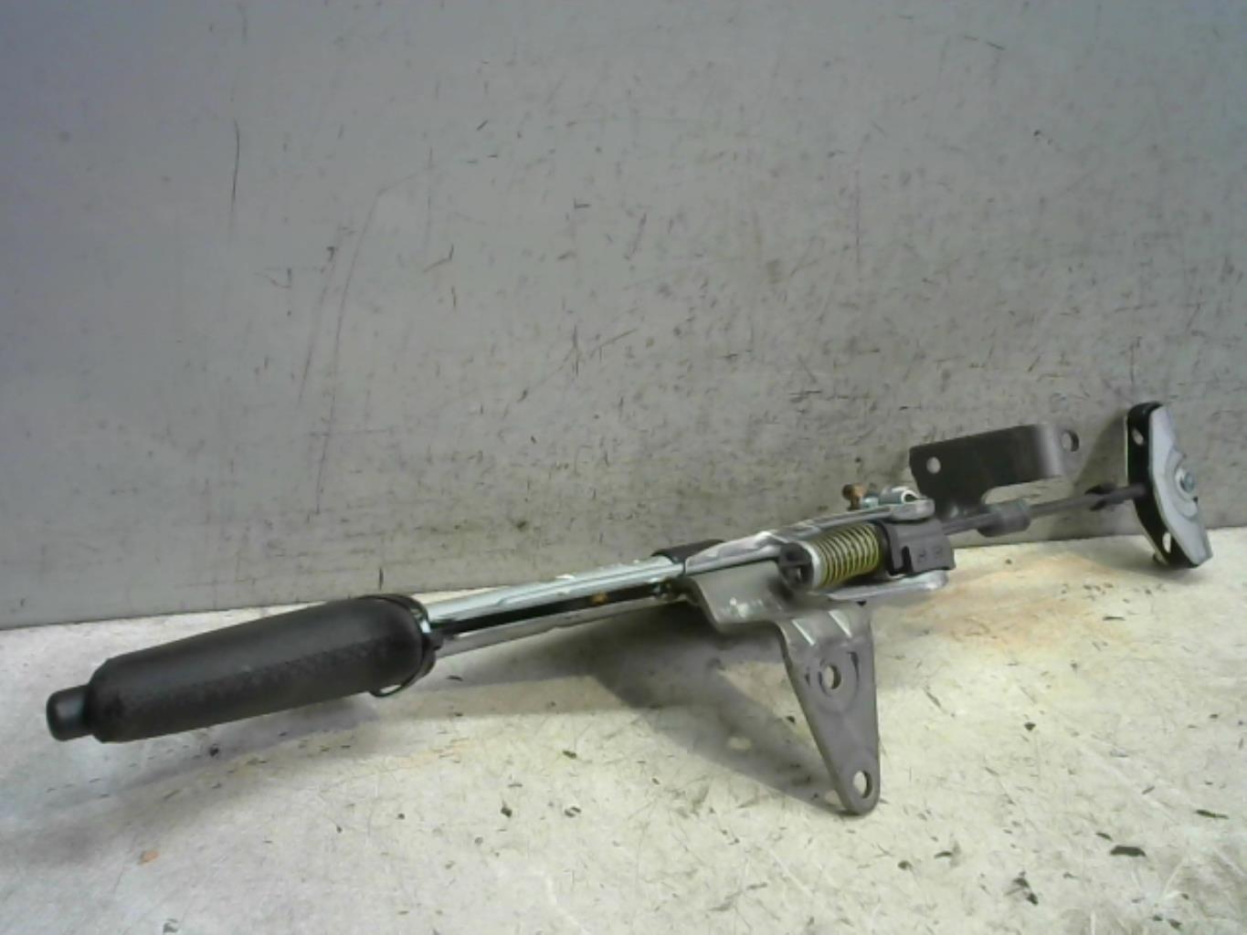 Levier frein à main BMW SERIE 3 E90 PHASE 1 Diesel - 1