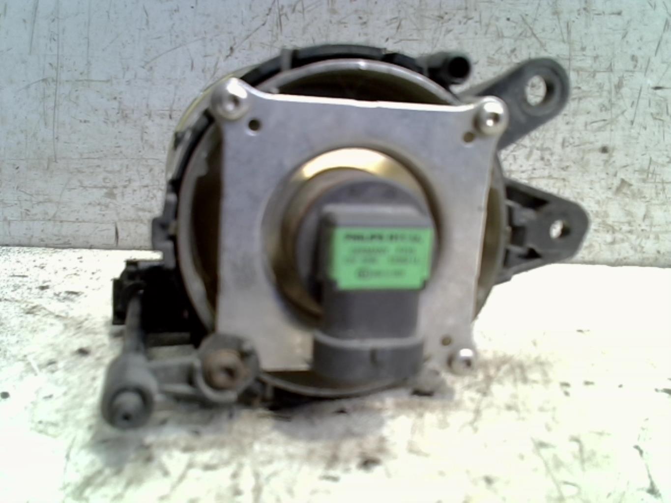 Anti brouillard droit (feux) AUDI A4 2 AVANT PHASE 1 BREAK Diesel - 1