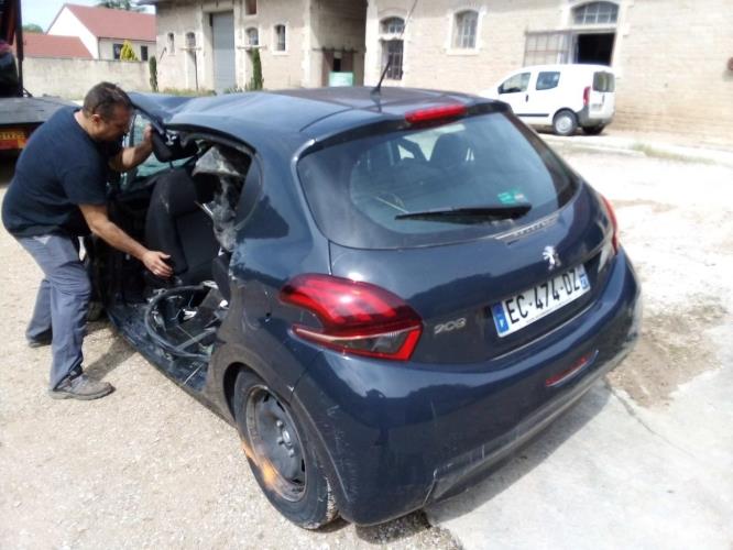 Image Bobine (allumage) - PEUGEOT 208 1
