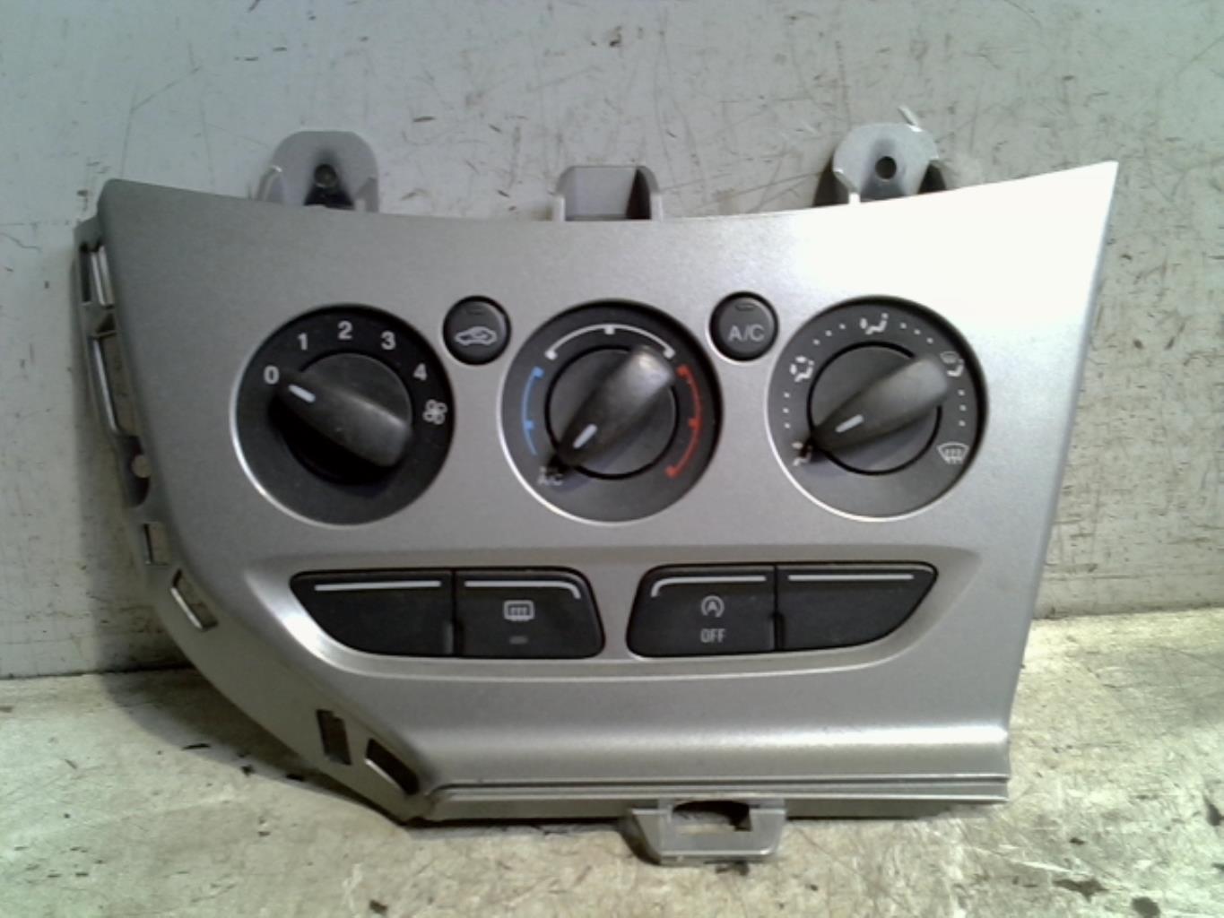 Commande chauffage FORD FOCUS 3 PHASE 1 BREAK Diesel - 1