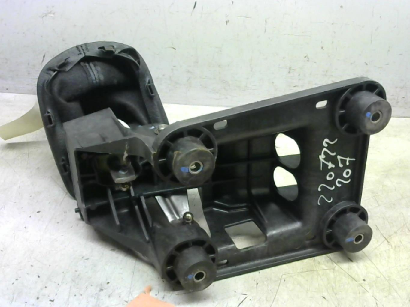 Levier de vitesses PEUGEOT 307 PHASE 1 BREAK Diesel - 1