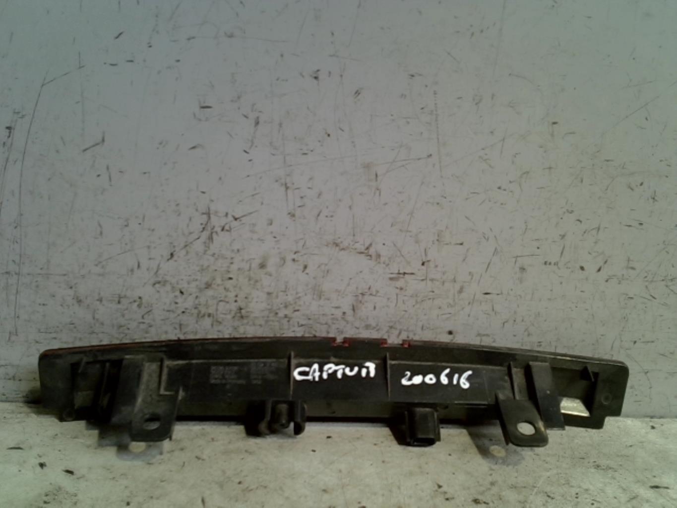Feu arriere stop central RENAULT CAPTUR 1 PHASE 1 Essence - 1