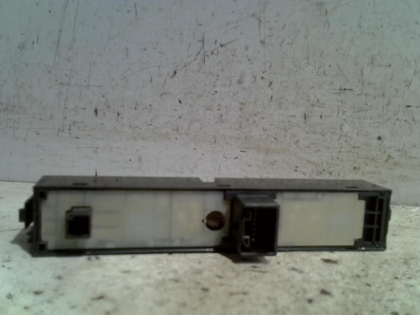 Bouton de warning TOYOTA COROLLA VERSO 2 PHASE 2 Diesel - 1