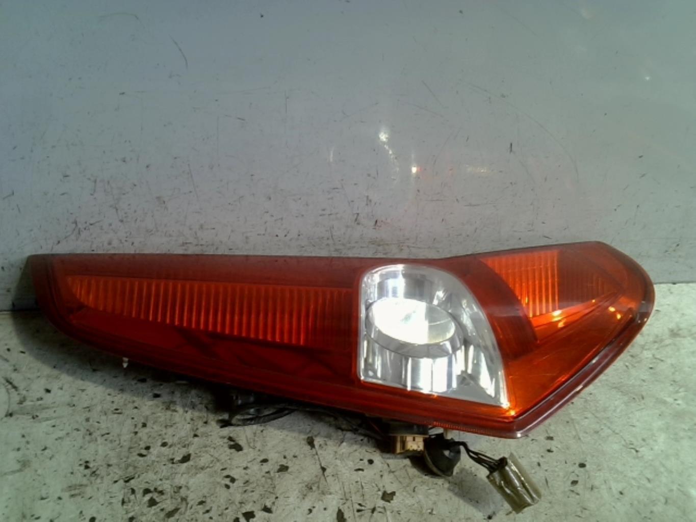 Feu arriere principal gauche (feux) SUZUKI SPLASH Essence - 1