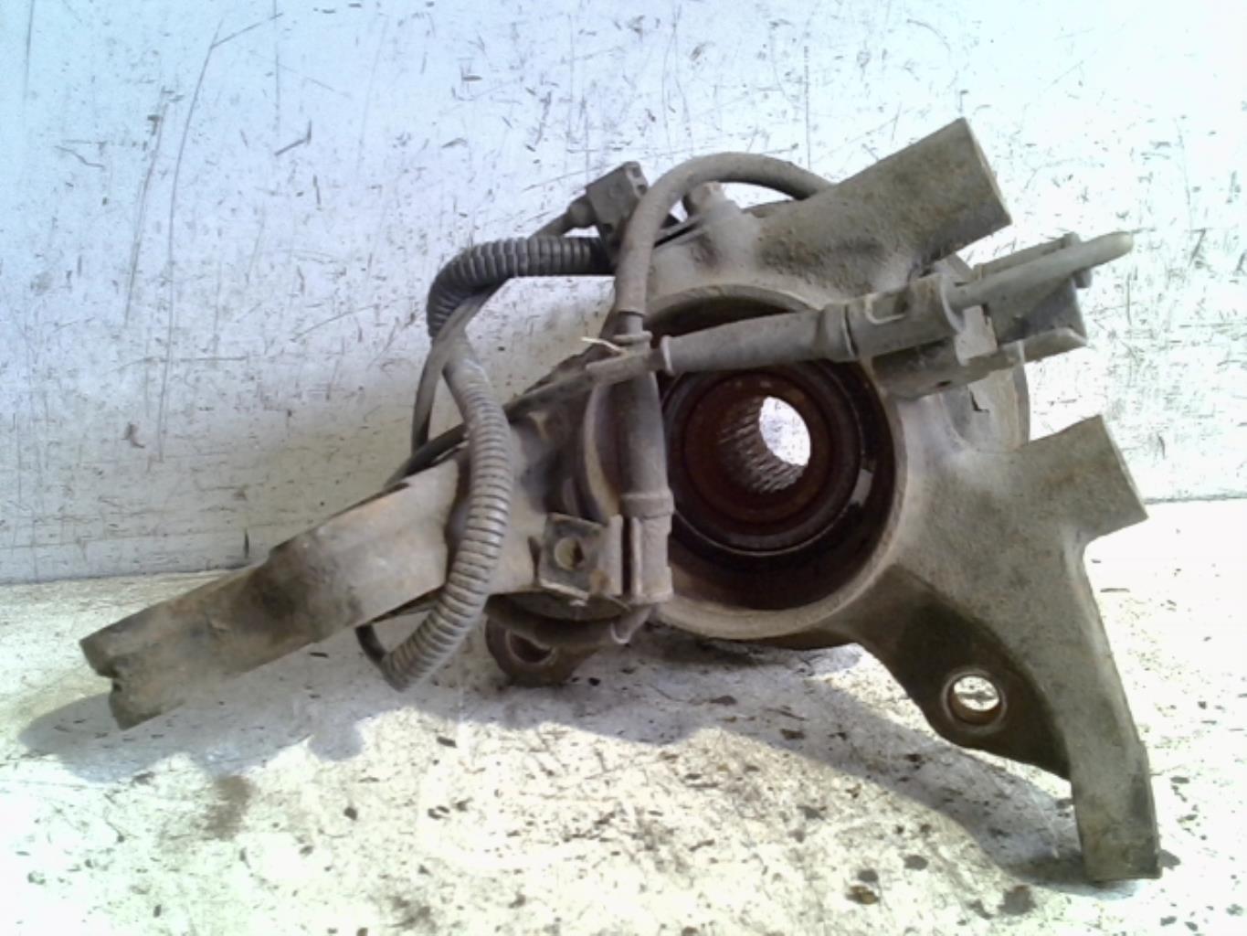 Fusee avant gauche HYUNDAI I 30 1 PHASE 1 BREAK Diesel - 1