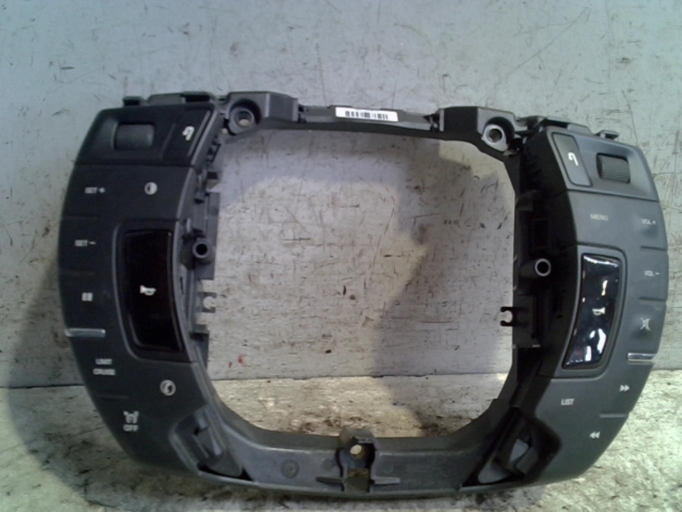 Commande autoradio CITROEN C5 2 Diesel - 1