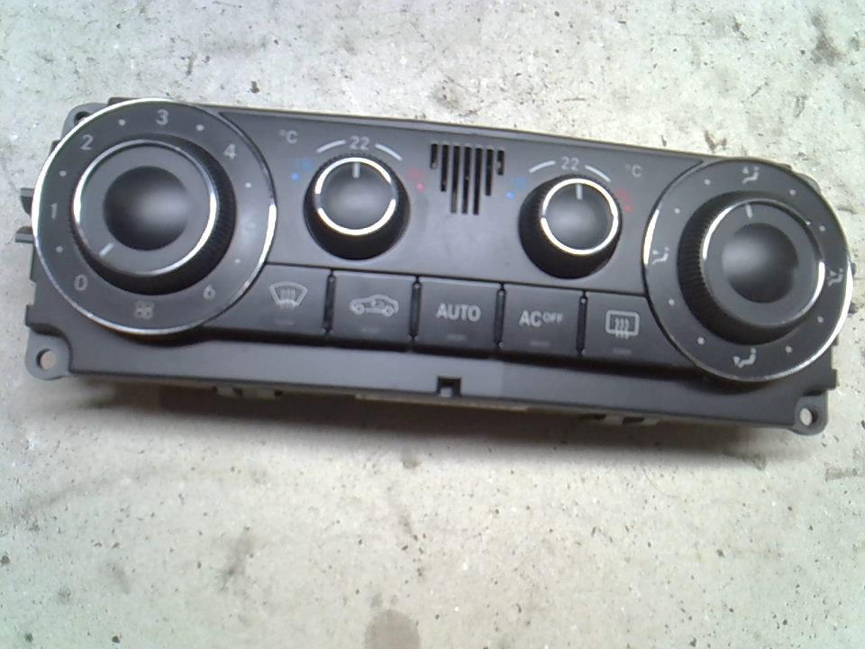 Commande chauffage MERCEDES CLASSE C 203 PHASE 2 Diesel - 1