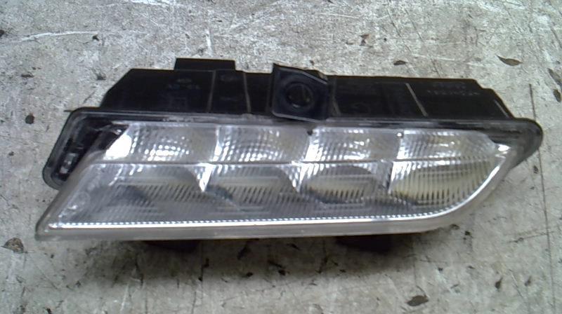 Feu diurne avant gauche RENAULT CLIO 4 PHASE 1 Essence - 1