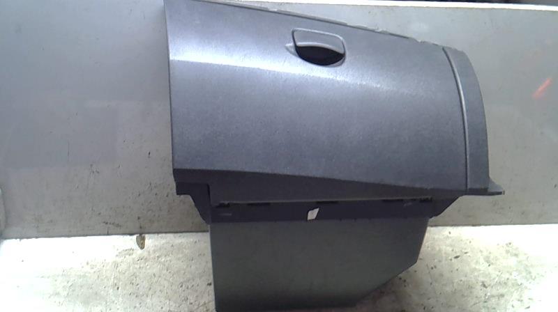 Boite a gants RENAULT CLIO 3 PHASE 2 Diesel - 1