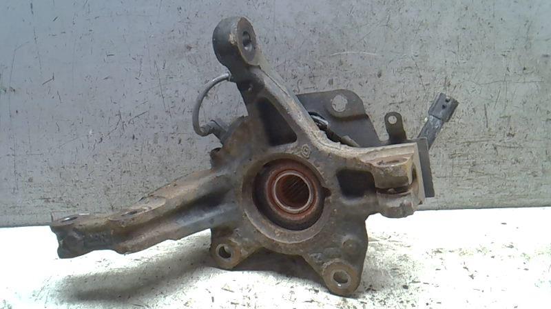 Fusee avant droit RENAULT CLIO 4 PHASE 1 Diesel - 1