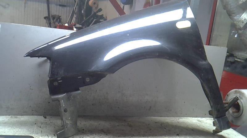 Aile avant gauche VOLKSWAGEN POLO 3 PHASE 2 Essence - 1