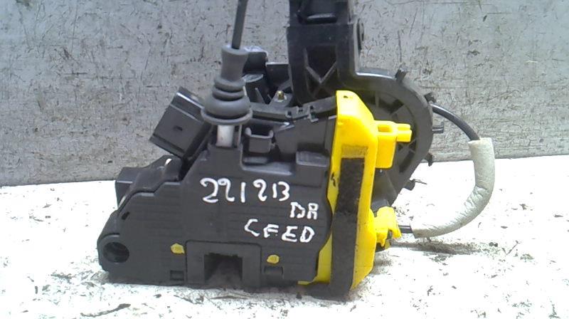Serrure avant droit KIA CEE-D 2 PHASE 1 Diesel - 1