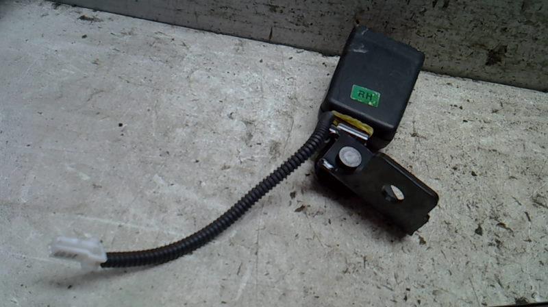 Attache ceinture arriere droit KIA CEE-D 2 PHASE 1 Diesel - 1