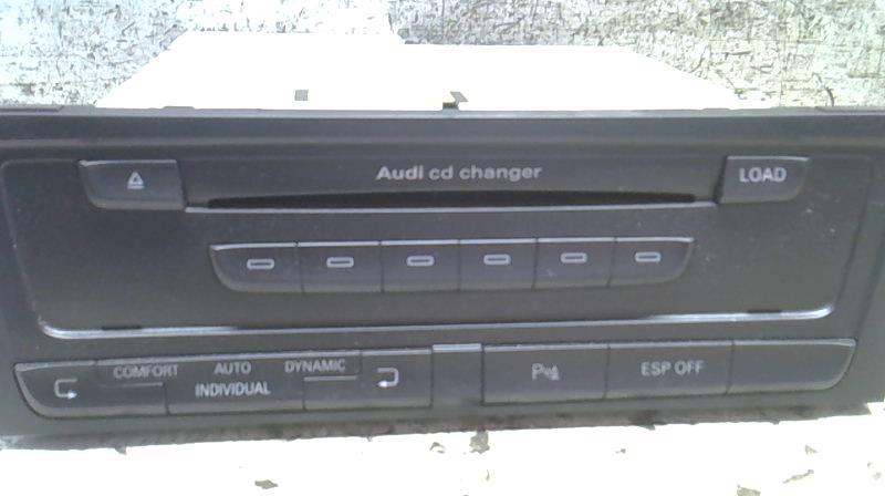 Chargeur CD AUDI A4 3 PHASE 1 Diesel - 1