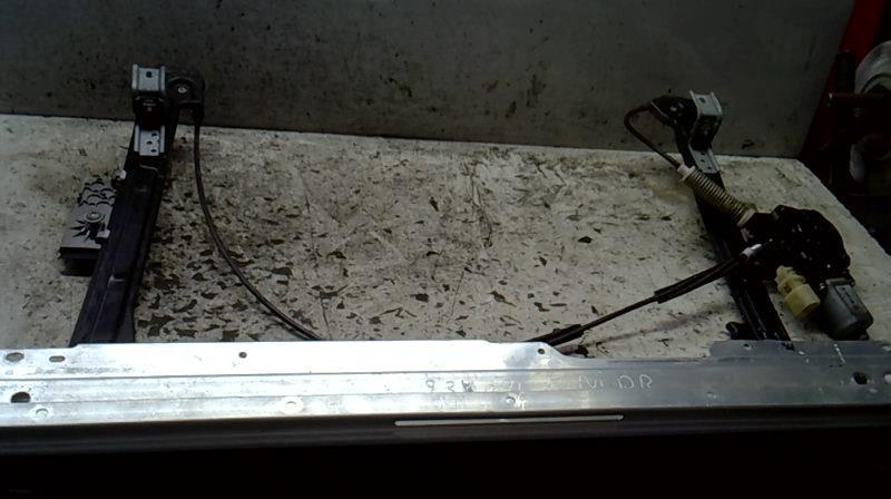 Leve vitre electrique avant droit MINI MINI 2 R56 PHASE 1 Diesel - 1