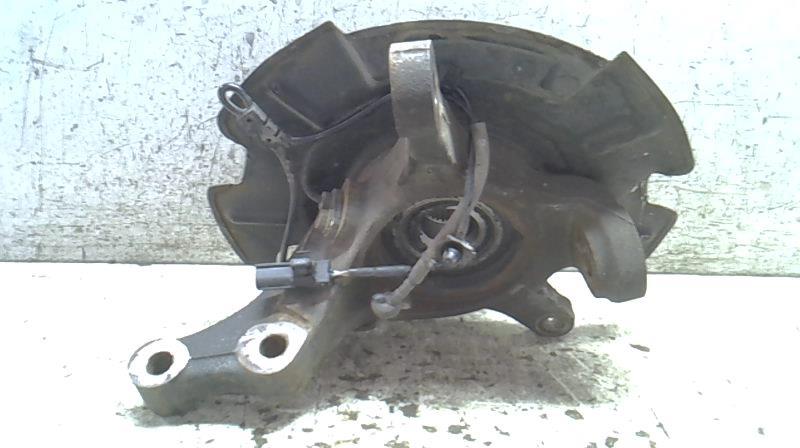 Fusee avant droit SUZUKI SX4 2 S-CROSS PHASE 2 Essence - 1