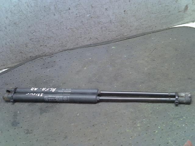 Verin de coffre ALFA ROMEO 147 PHASE 1 Diesel - 1