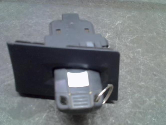 Image Lecteur de carte (neiman) - BMW SERIE 3 E90
