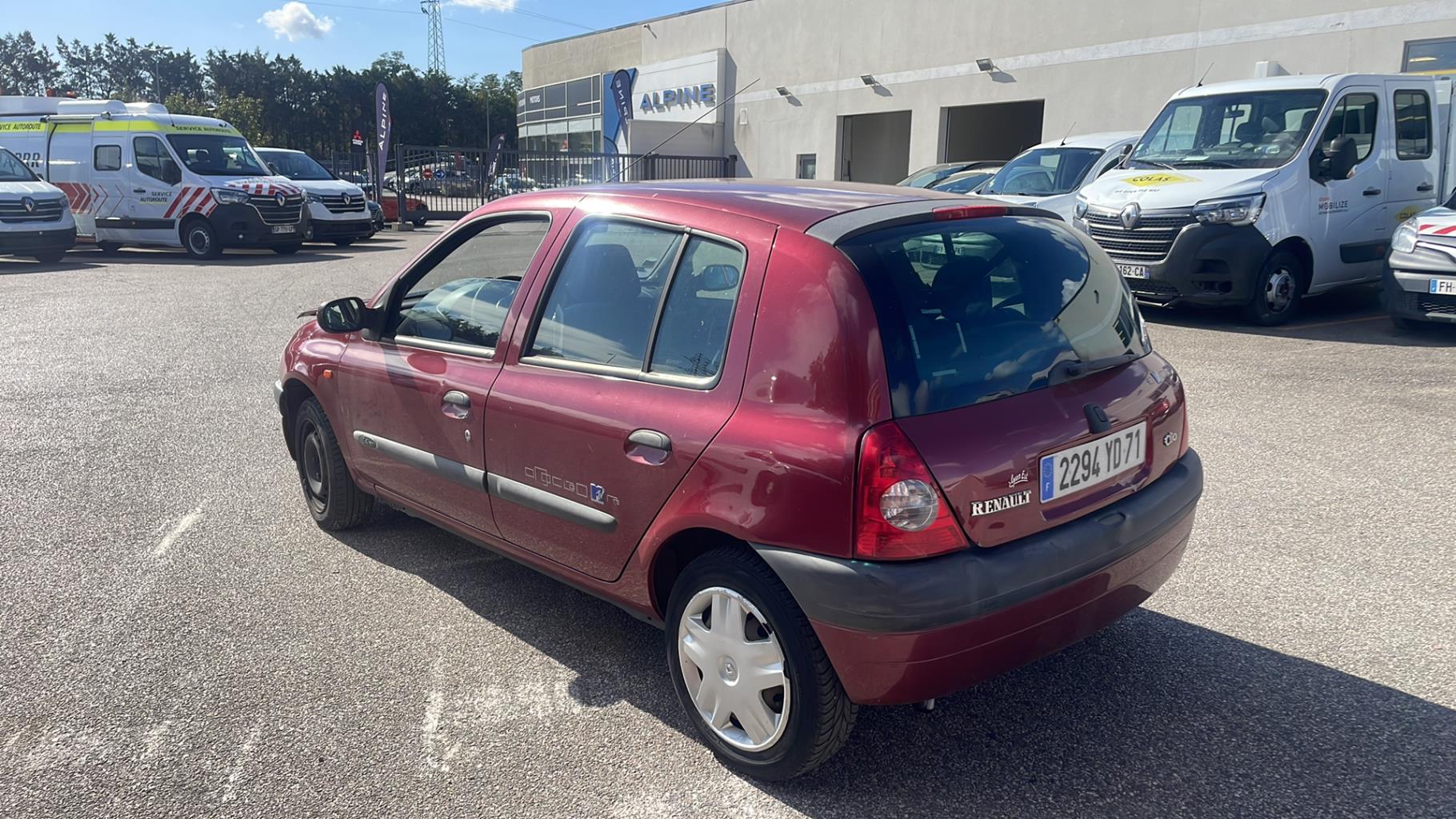 Moteur RENAULT CLIO 2 PHASE 1 Essence - 1