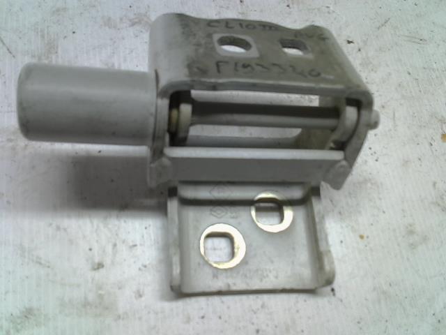 Arret de porte avant gauche RENAULT CLIO 3 PHASE 2 Essence - 1