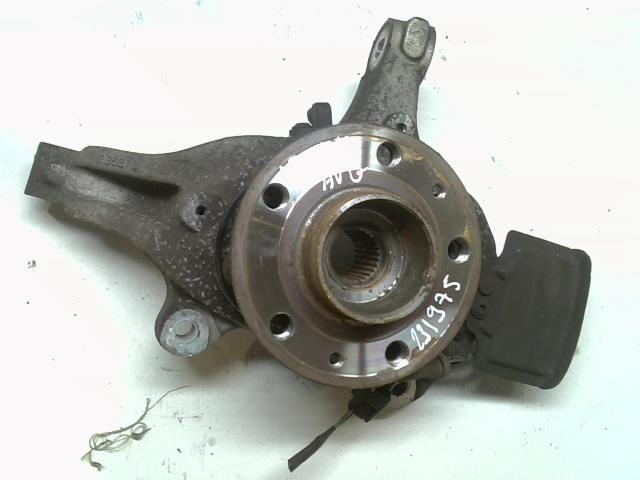 Fusee avant gauche RENAULT LAGUNA 3 PHASE 2 Diesel - 1