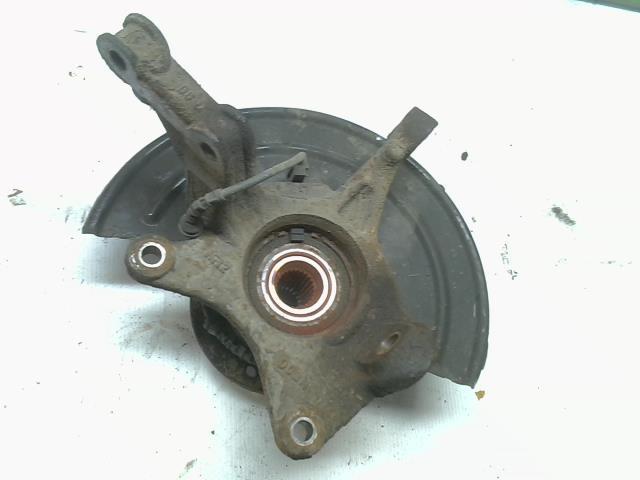 Fusee avant droit DACIA DUSTER 1 PHASE 2 Diesel - 1