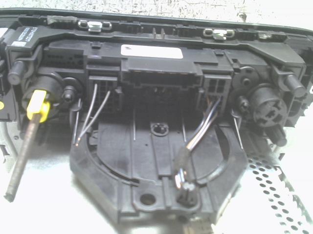 Commande chauffage VOLKSWAGEN UP PHASE 1 Essence - 1