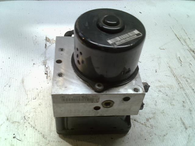 Bloc ABS (freins anti-blocage) VOLKSWAGEN GOLF 4 Diesel - 1