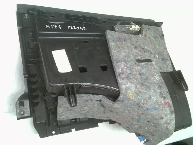 Boite a gants MERCEDES CLASSE A 176 PHASE 2 Diesel - 1