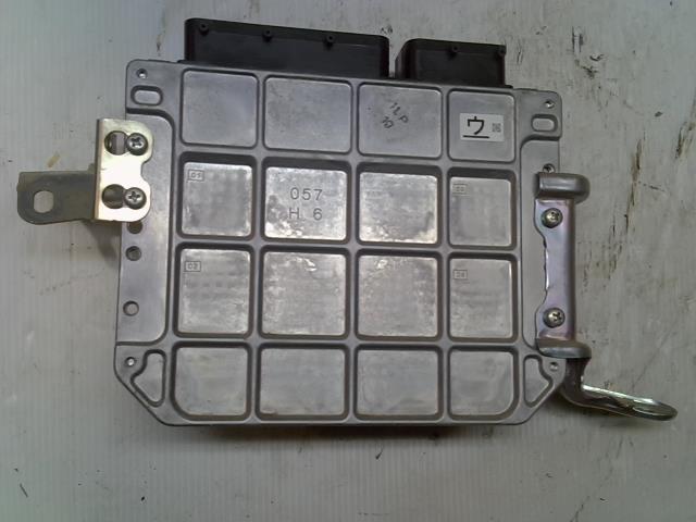 Calculateur LEXUS CT PHASE 1 Essence/Hybride - 1