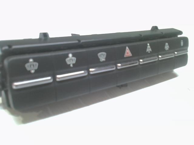 Bouton de warning PEUGEOT 5008 1 PHASE 1 Diesel - 1