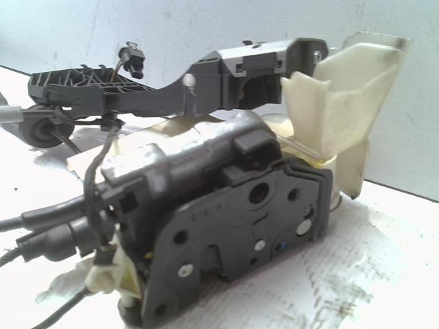 Serrure avant gauche AUDI A3 3 SPORTBACK PHASE 1 Diesel - 1