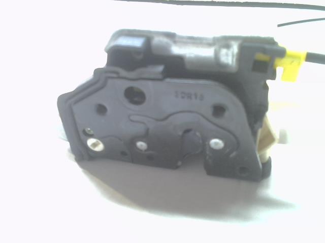 Serrure arriere droit AUDI A6 4 ALLROAD PHASE 2 BREAK Diesel - 1