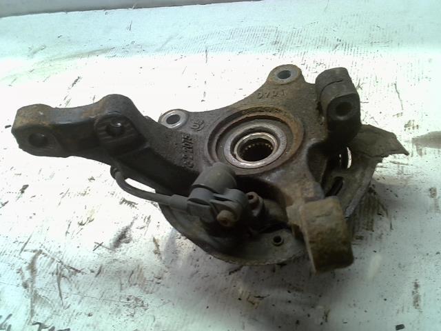 Fusee avant gauche OPEL CORSA C PHASE 1 Essence - 1