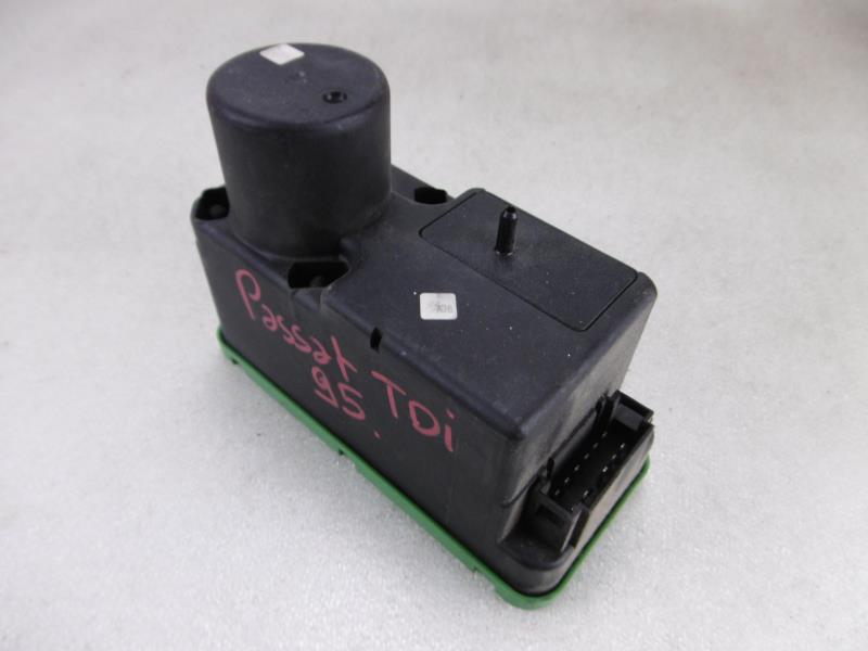 Boitier de centralisation VOLKSWAGEN PASSAT 4 PHASE 1 Essence - 1