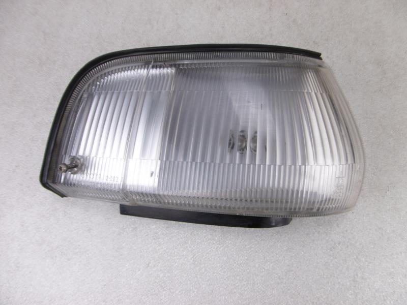 Gruppo ottico anteriore secondario destro (luci)(freccia) TOYOTA COROLLA 8  - 1